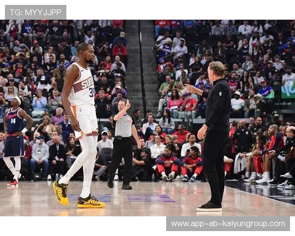 杜兰特状态大反弹，强势归来引爆全联盟