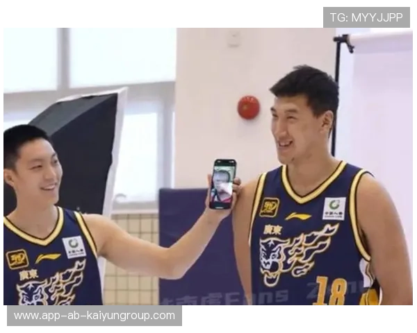 球迷对球队战术安排提出质疑,球迷对球队战术安排提出质疑怎么办